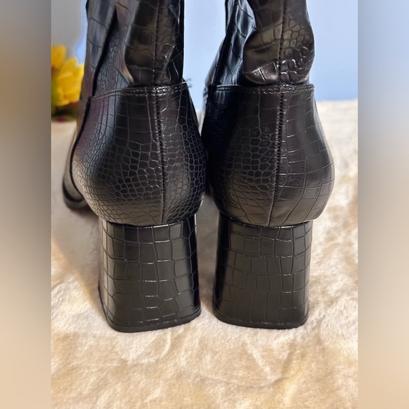 New Suedi Womens Knee High Black Croc Embossed Chunky Heel Squared Toe Boots Sz9 - Picture 7 of 16
